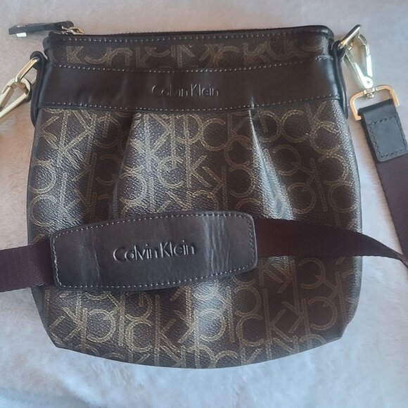 Calvin Klein Allover Monogram Logo Large Tote and Crossbody Combo - Picture 2 of 6